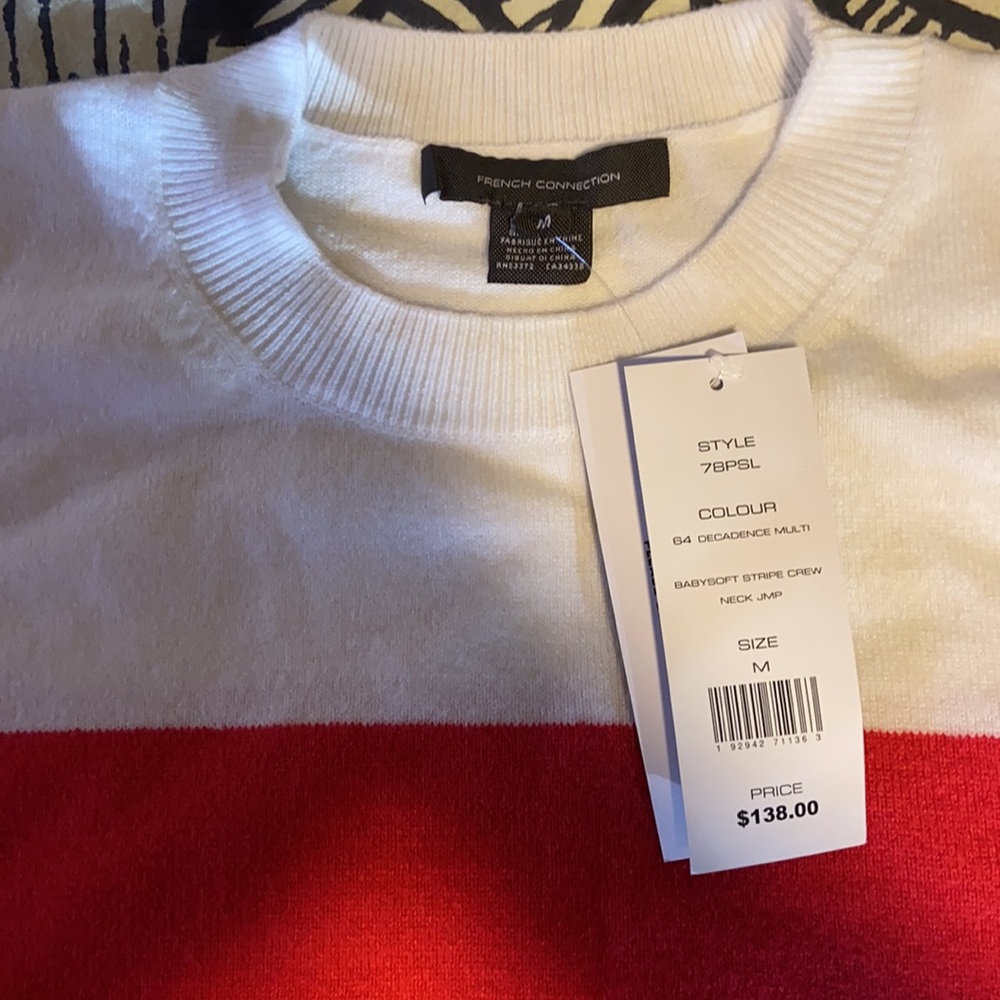 Color Block Sweater - Picture 3 of 3